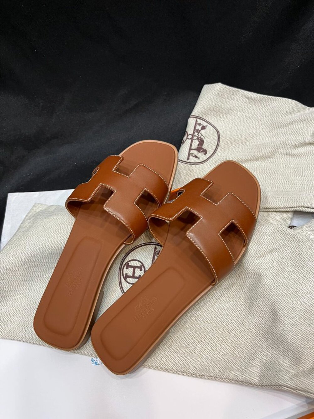 Hermès Oran H-Shaped Sandals - Picture 3 of 9